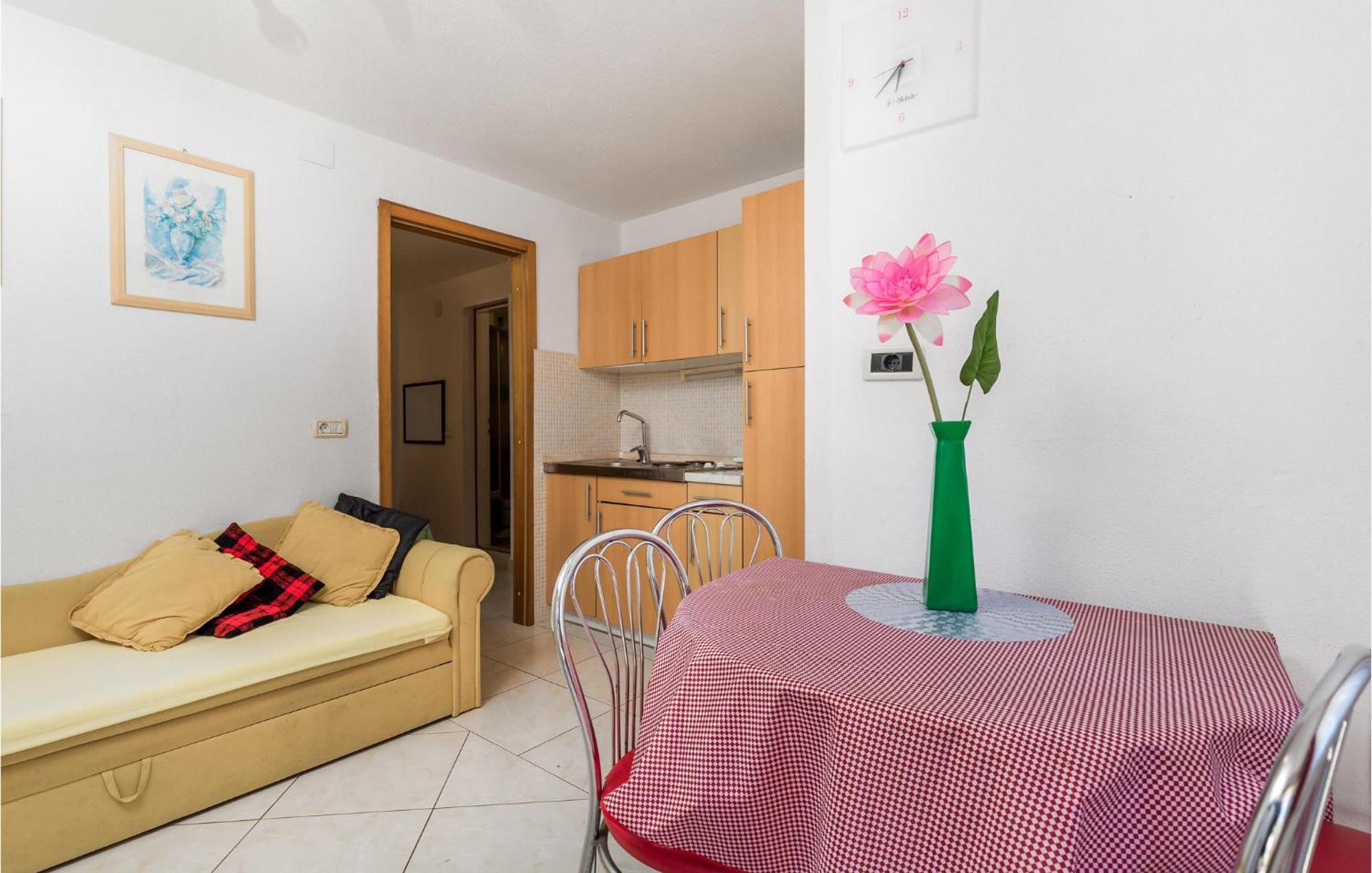 Beach Front Apartment In Punta Kriza With Kitchen エクステリア 写真