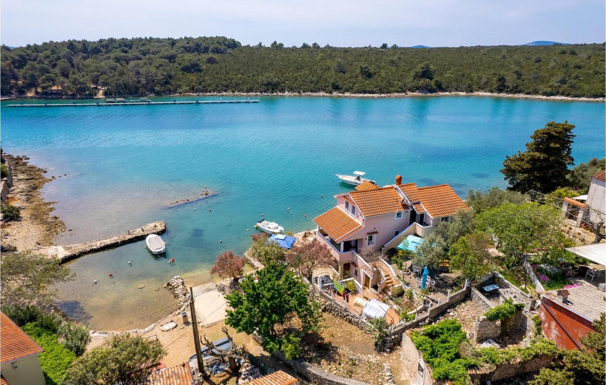 Beach Front Apartment In Punta Kriza With Kitchen エクステリア 写真